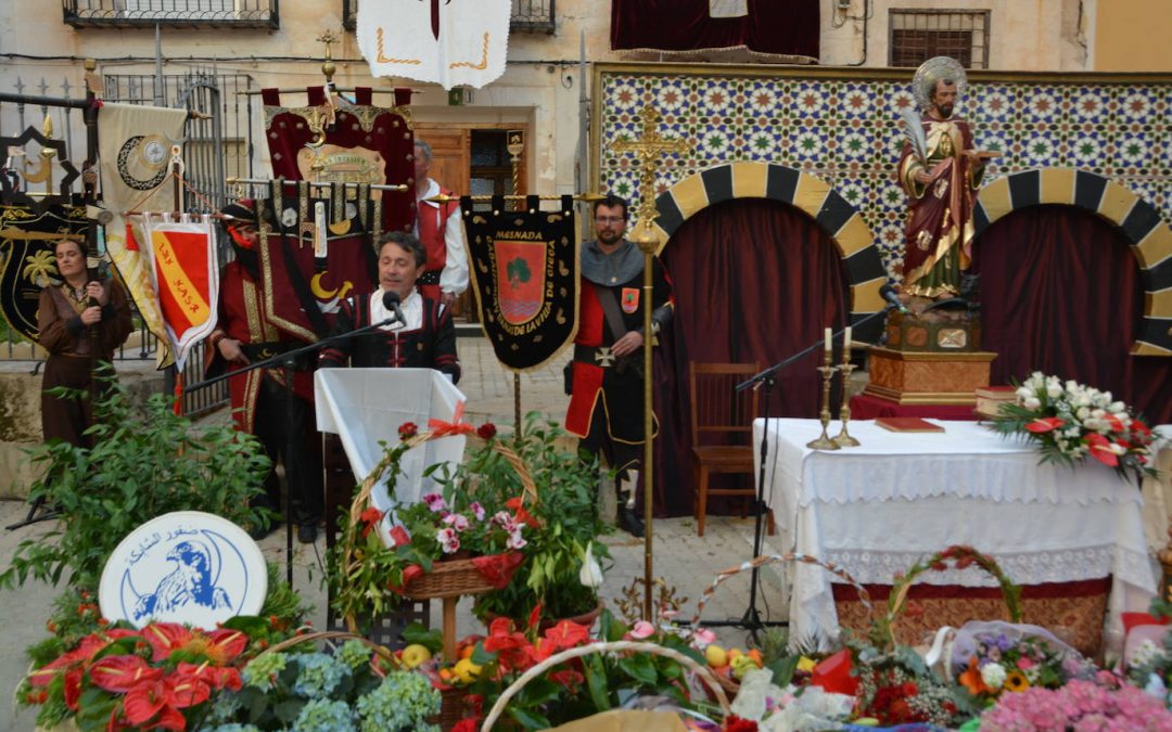 Pregón de las Fiestas del Escudo “La Invasión” 2023, homenaje al escudo y ofrenda floral.